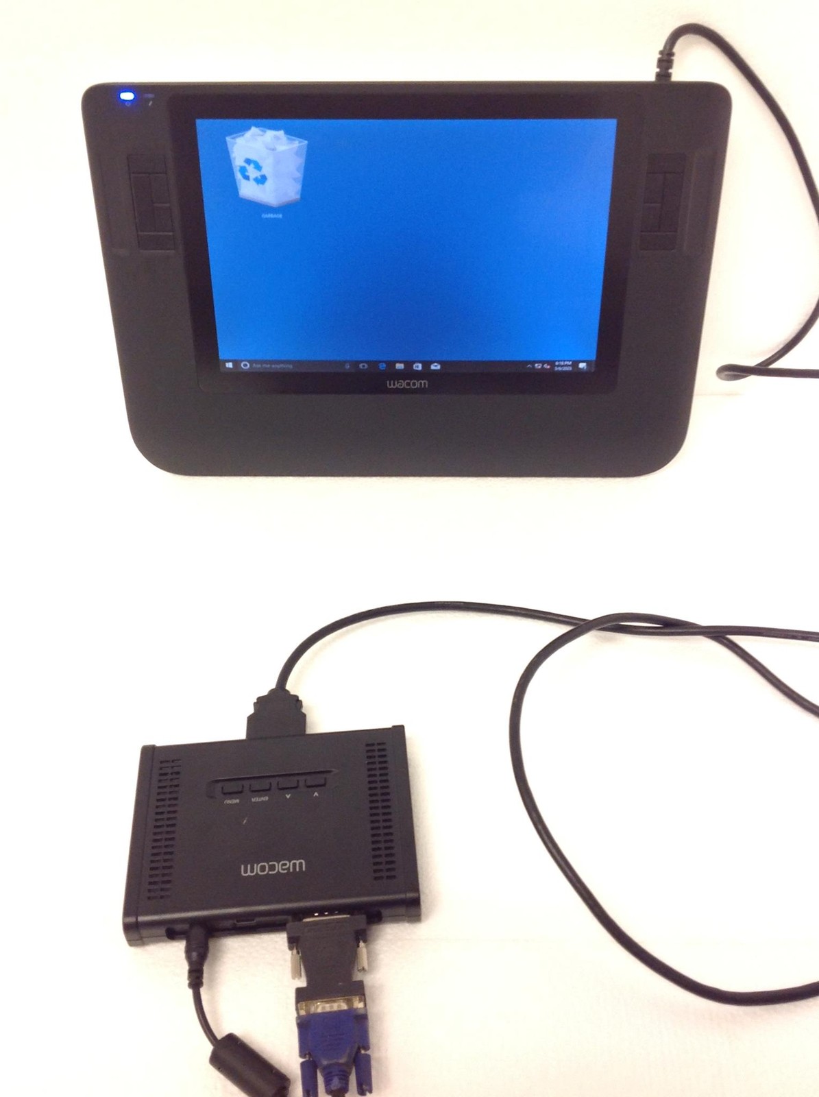 WACOM DTZ-1200W-G 12" Electric Portable LCD Drawing Tablet w/ Converting Box