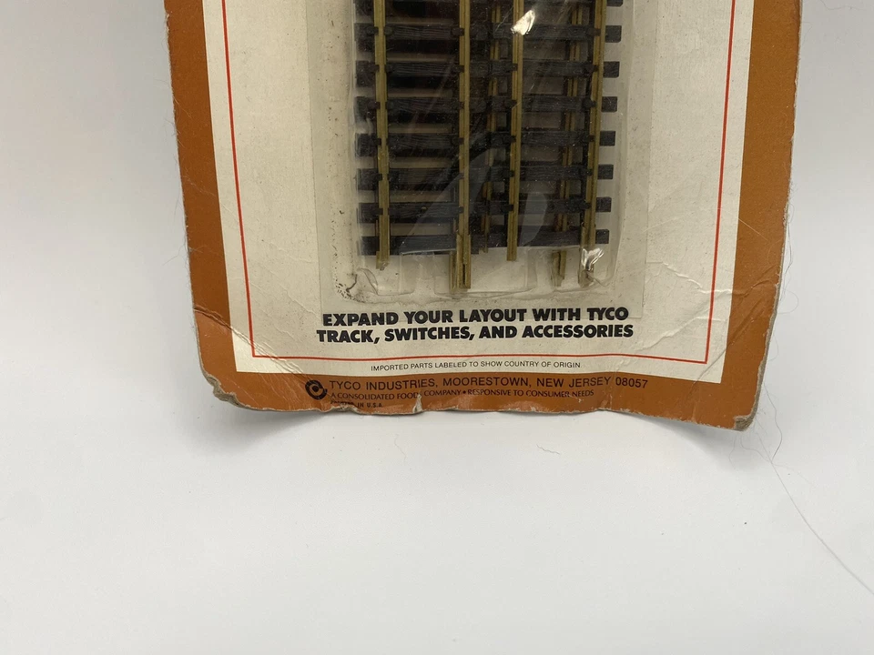 Vintage TYCO Train Tracks Sealed Original Straight Tracks 917 (I1) - Image 4 of 4