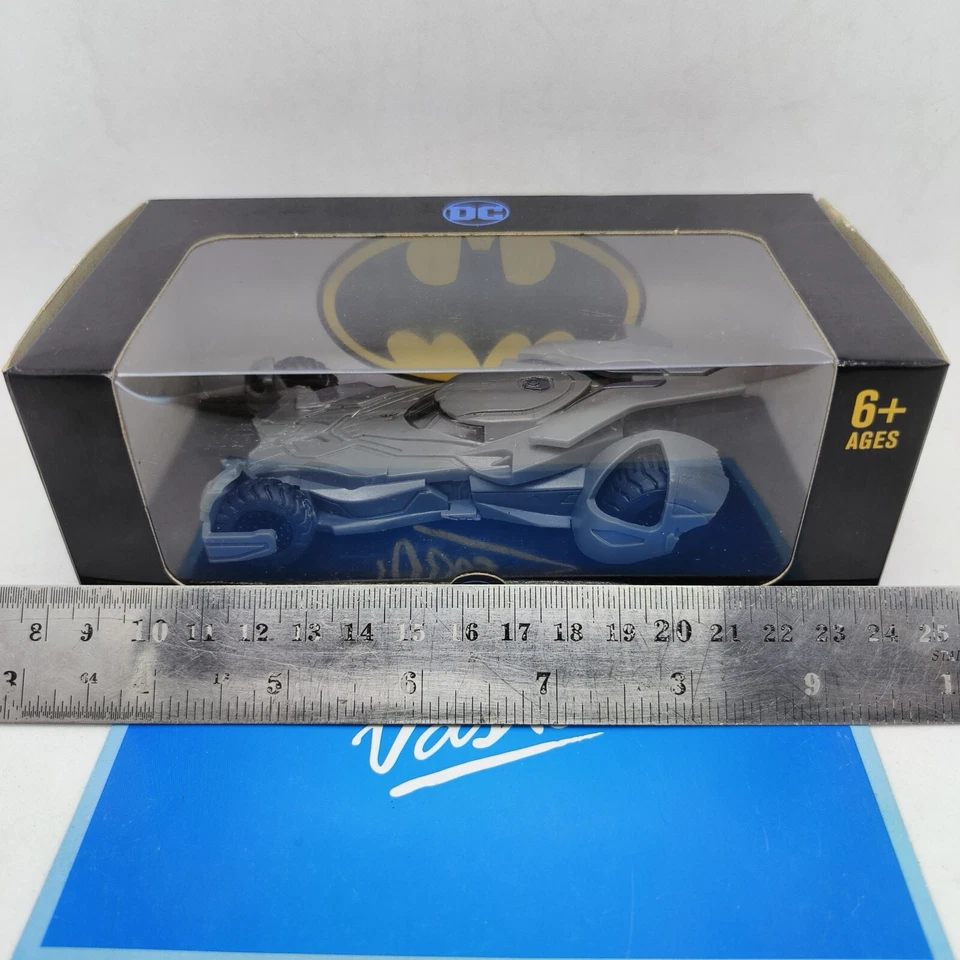 WIKI DC Comics 80 Years Batman Long Live The Bat  Batman v Superman Batmobile - Image 4 of 4