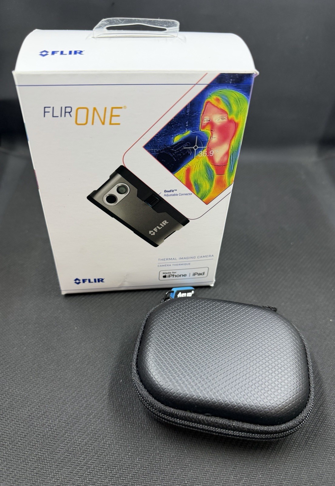 FLIR ONE Thermal Imaging Camera iOS iPhone/iPad Lightning- Open box