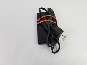 Los Von 2 Dell DK138 PA-12 65W 19,5V 3,34A 5,0mm Netzadapter Für Latitude E6500