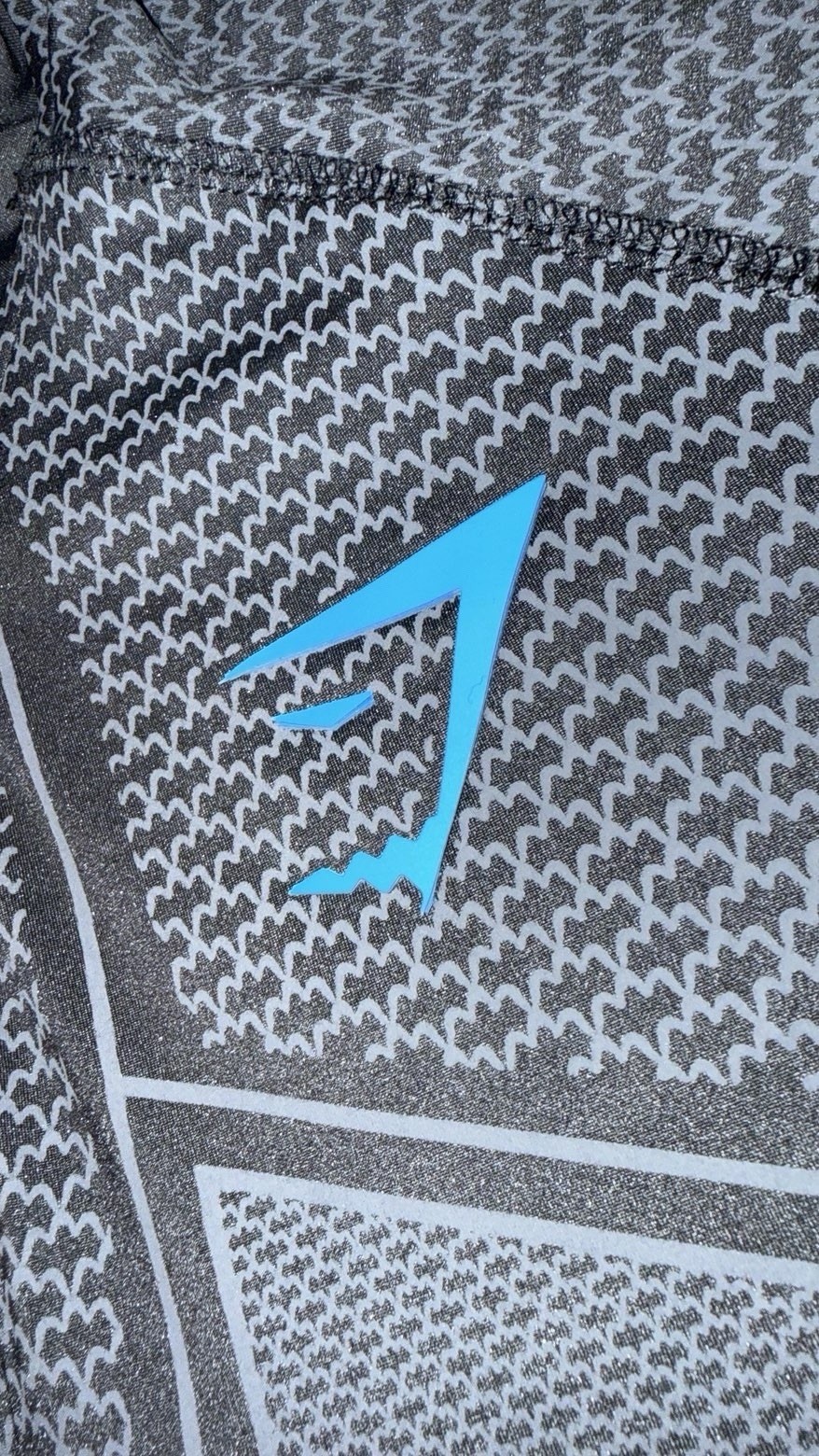 Gymshark Onyx V1 Hoodie Black/Blue Size Small image 3