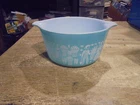 PYREX 473 Turquoise Butterprint Amish 1 Qt Cinderella Casserole Dish