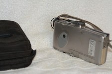 Camera Digital.  RICOH Caplio RR1W/battery.  ...