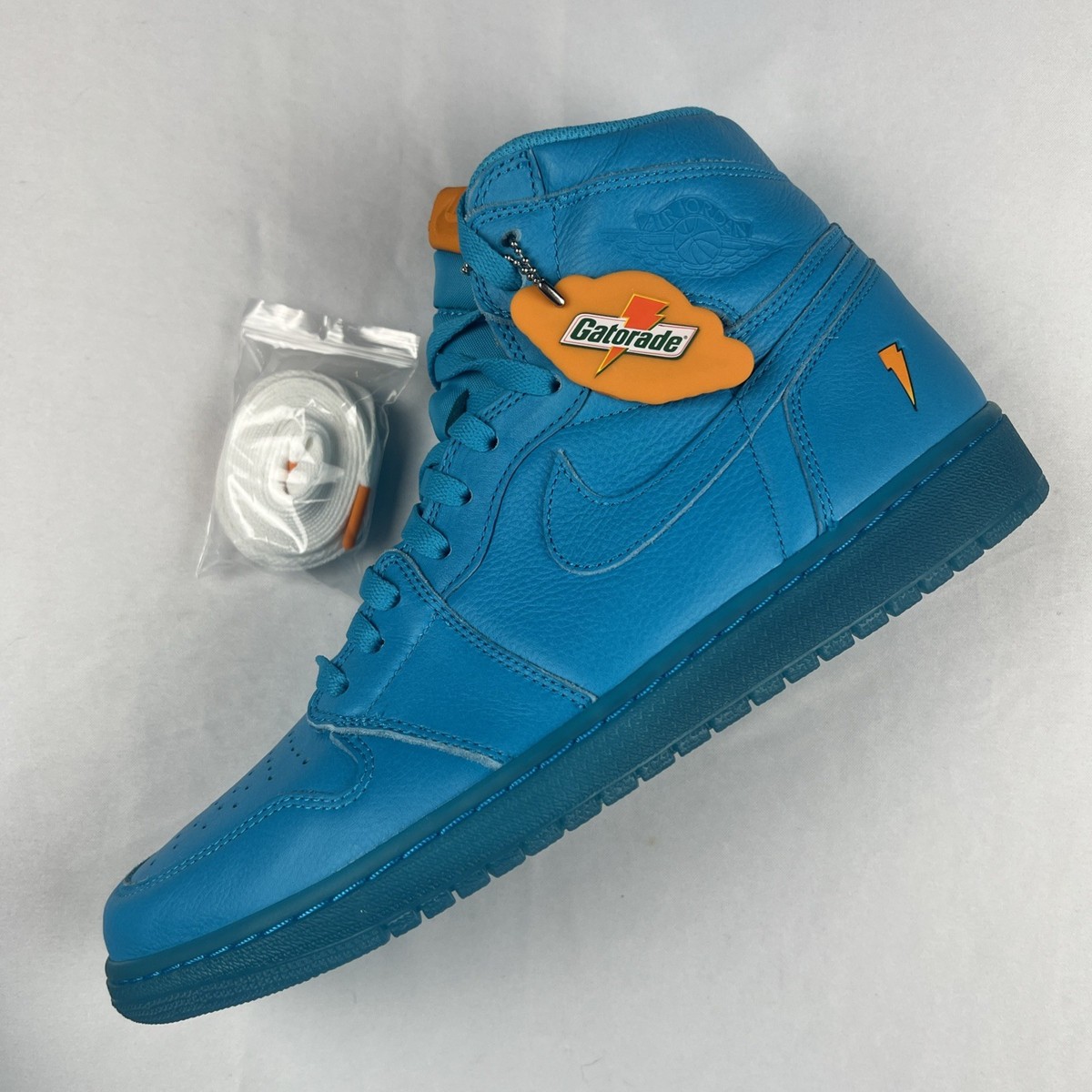 Nike Air Jordan 1 Retro High Gatorade Blue Lagoon Men display picture 2