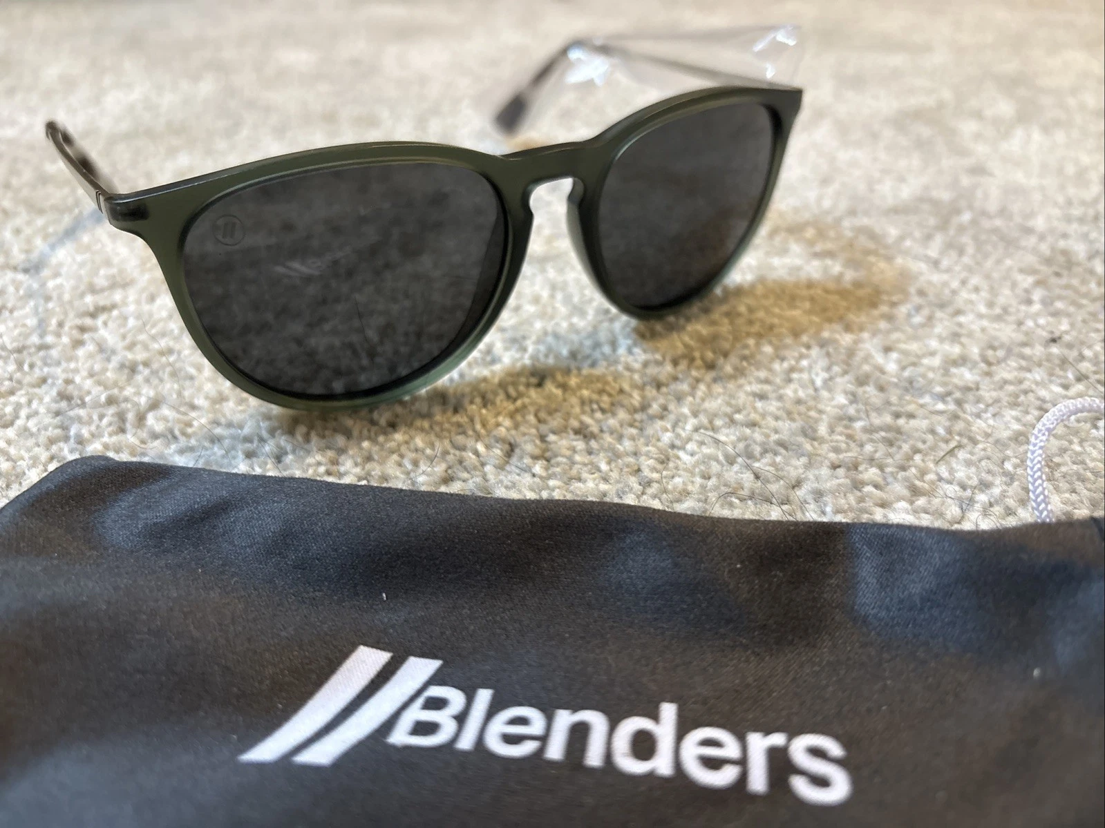 Blenders Olive U North Park Olive Black Round Polarized Sunglasses Green/Smoke