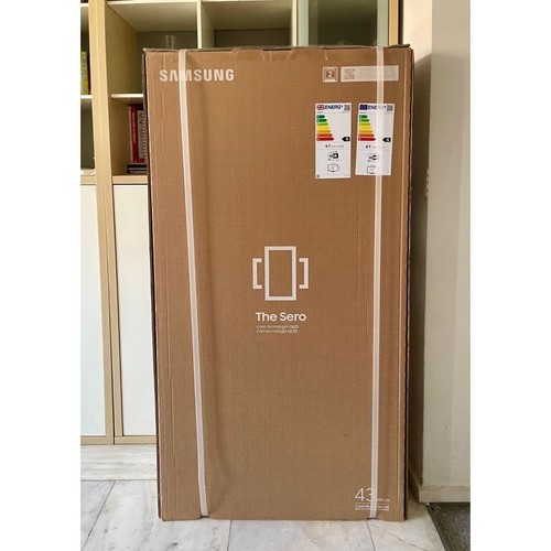 TV QLED 43" 108cm - Samsung The Sero QE43LS05TCU, UHD 4K - Imagen 2 de 15