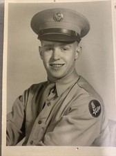 Military Photo - U.S. Airman Soldier In Uniform Picture 1940's