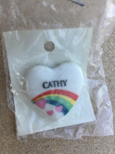 Pin Vintage Corazón Arco Iris Personalizado Nombre Femenino Alison Brenda Carrie Etc. - Imagen 55 de 145
