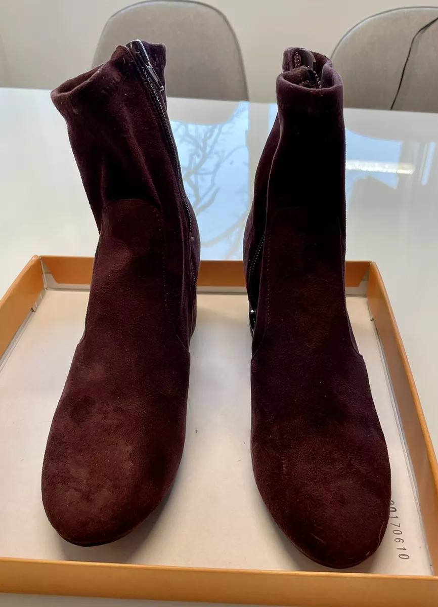 Burgundy bootie store
