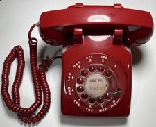 Vintage Western Electric Bell System rotary dial 500DM red telphone used