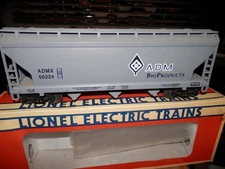 LIONEL  6-17124  " A D M ACF- 3 BAY SCALE SIZE COVERED HOPPER  " LOT #45921