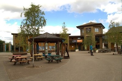 Foto 6x4 Der Innenhof im London Wetland Centre, Barnes c2017