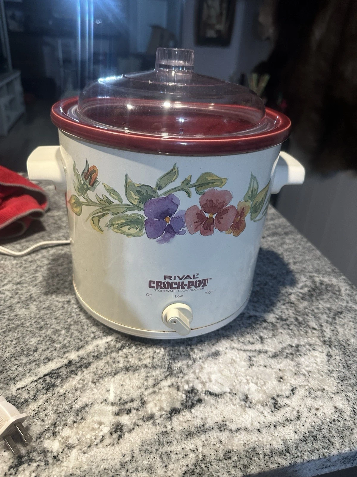 VINTAGE Rival White Floral Crock Pot Slow Cooker 3.5 QT 3100
Opens in a new window or tab