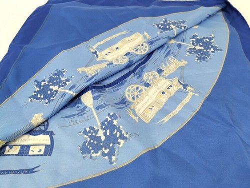 HERMES Scarf Carre 90cm EU DES OMNIBUS ET DAMES BLANCHES 100% Silk Blue R0049 - Picture 4 of 8