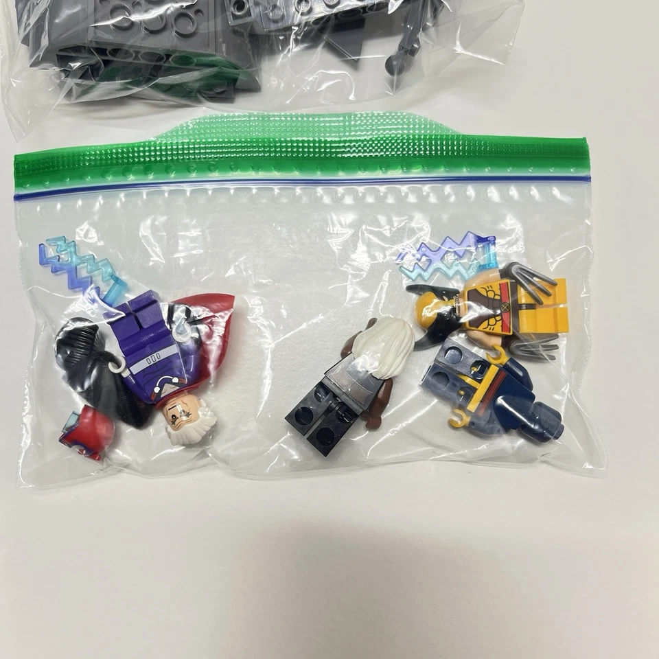 LEGO Marvel: X-Men Vs. the Sentinel (76022) 100% Completo con Minifiguras Foto 4 de 4