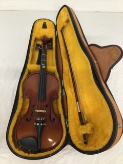 Kyoto Suzuki Model 110 Violin 1/4 Size with Case Bow
