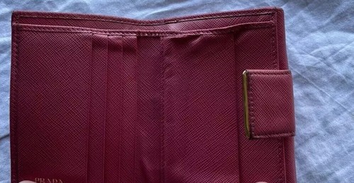Portafoglio Prada Saffiano Rosso Rosa Snap Bifold Più Tasche Clip Pulsante - Foto 7 di 16