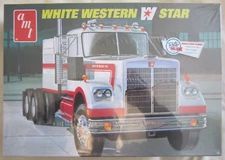 1:25 AMT White Western Star Conventional Tractor with Sleeper 724 Sealed