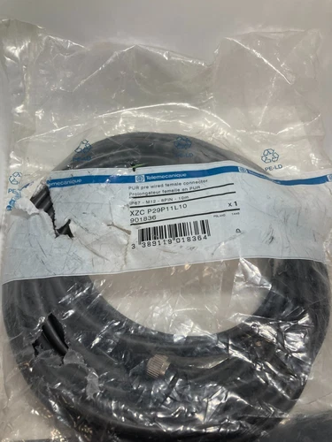 TELEMECANIQUE XZCP29P11L10 PRE-WIRED CONNECTOR FEMALE M12 8P 10M NIB