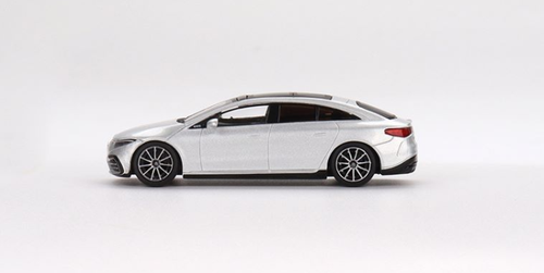 1/64 Mini GT Mercedes-Benz EQS 580 4MATIC Silver Diecast Model Car MGT00508 - Picture 2 of 3