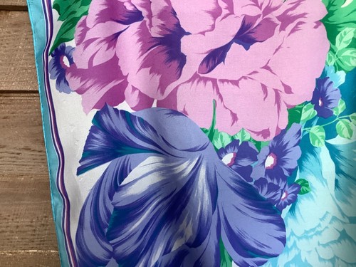 Vintage Silk blend Scarf Hand Rolled Hem Floral Feminine Colors 29 x 30” Medium - Picture 14 of 20