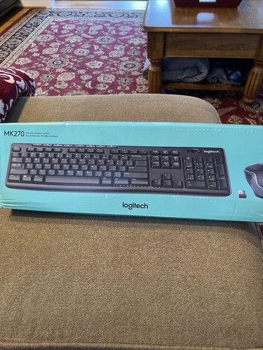 Logitech MK270 Full Size Wireless Membrane Keyboard and Mouse Bundle (CT) - 第 1/3 張圖片