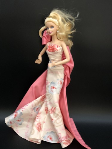 BARBIE PUPPE MUSE QUEEN FOR A DAY 1998