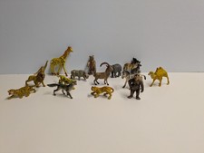 Vintage Lot Of Plastic Animals Figures Toy
