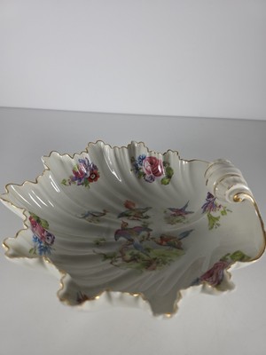 Antike Royal Worcester Schale in Muschelform, verziert mit Vögeln datiert 1896