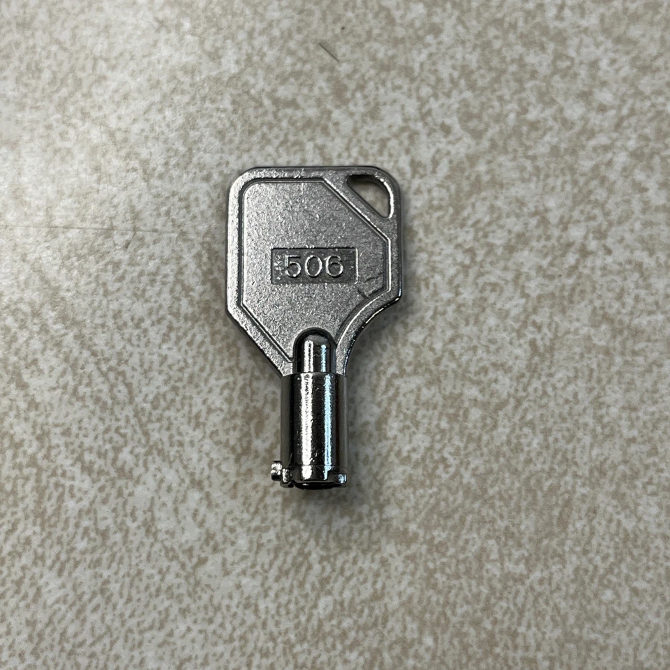 Locking Key 506 For A  IDE Mobile Rack KF-21-IPF KINGWIN - Image 2 of 4