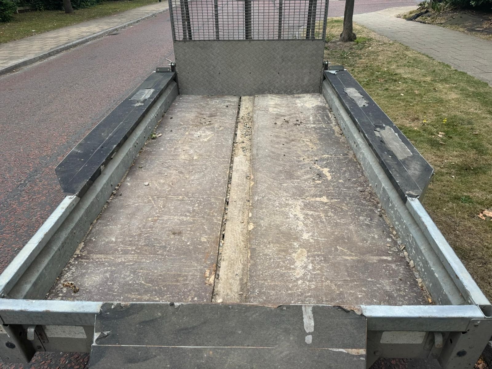 Picture 6 of 6