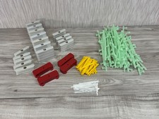 TYCO Slot Car Track Guard Rail Accessories Lot   Plastic Barriers, Mounts  Clip