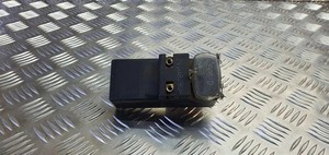 VW PASSAT B7 ALLTRACK 365 Lüfterrelais 357919506D 1.90 Diesel 1995 31070776