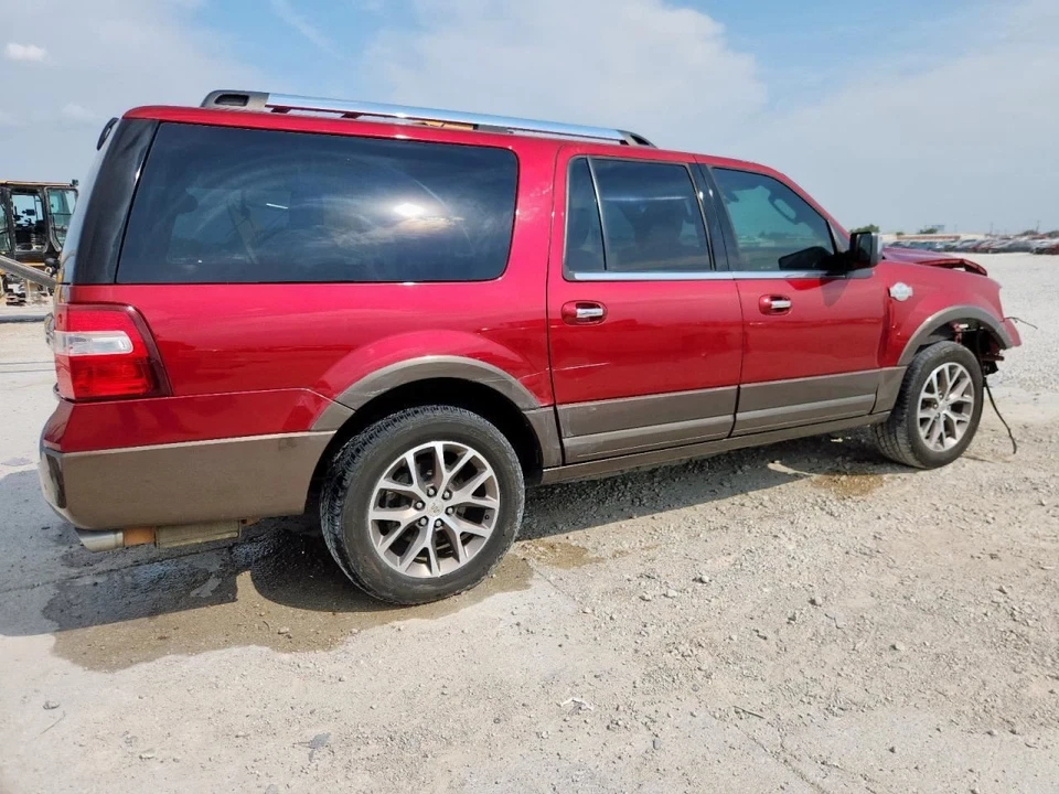 (LOCAL PICKUP ONLY) Rear Bumper 131" Wb Extended With Park Assist Fits 11-17 EXP Foto 3 de 4