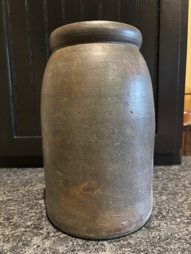 Antique Hamilton Jones Greensboro PA Stenciled Decorated Stoneware Crock - Picture 4 of 10