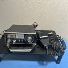 Vintage midland international 13-866 Cb Radio 23 Read Description