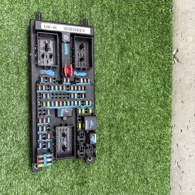 12-17 Range Rover Evoque Interior Fuse Relay Box EJ32-14F041-AC