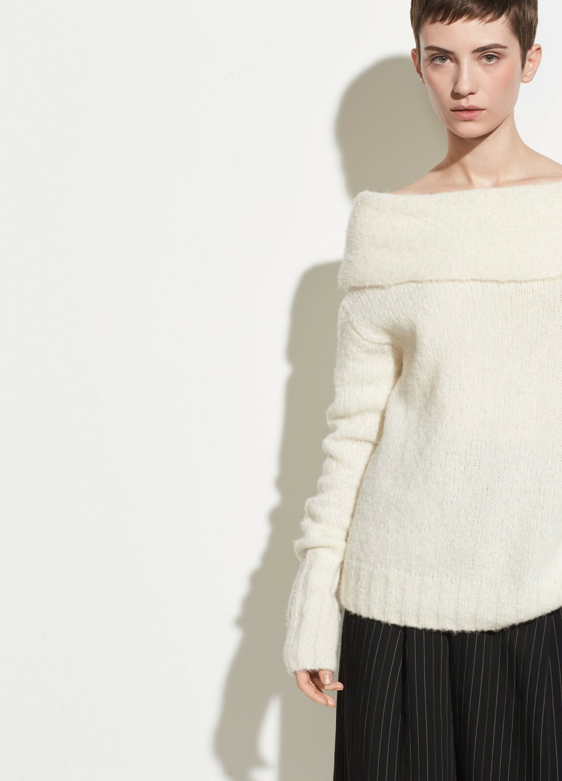 NWT Vince Off The Shoulder Pullover 