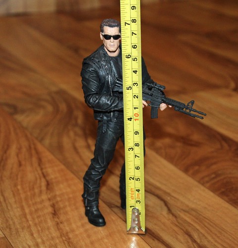 TERMINATOR 2 Judgement Day T-800 Action Figure Arnold Schwarzenegger Neca 2009 - Picture 7 of 8