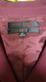 Anne Klein Two Piece Set Skirt Suit Size Petite 8P Laceup Corset Detail Wine