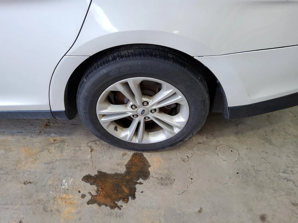 Conjunto de cremallera y piñón usado se adapta a: Ford Taurus 2016 portaequipajes eléctrico y piñón elect Foto 4 de 4