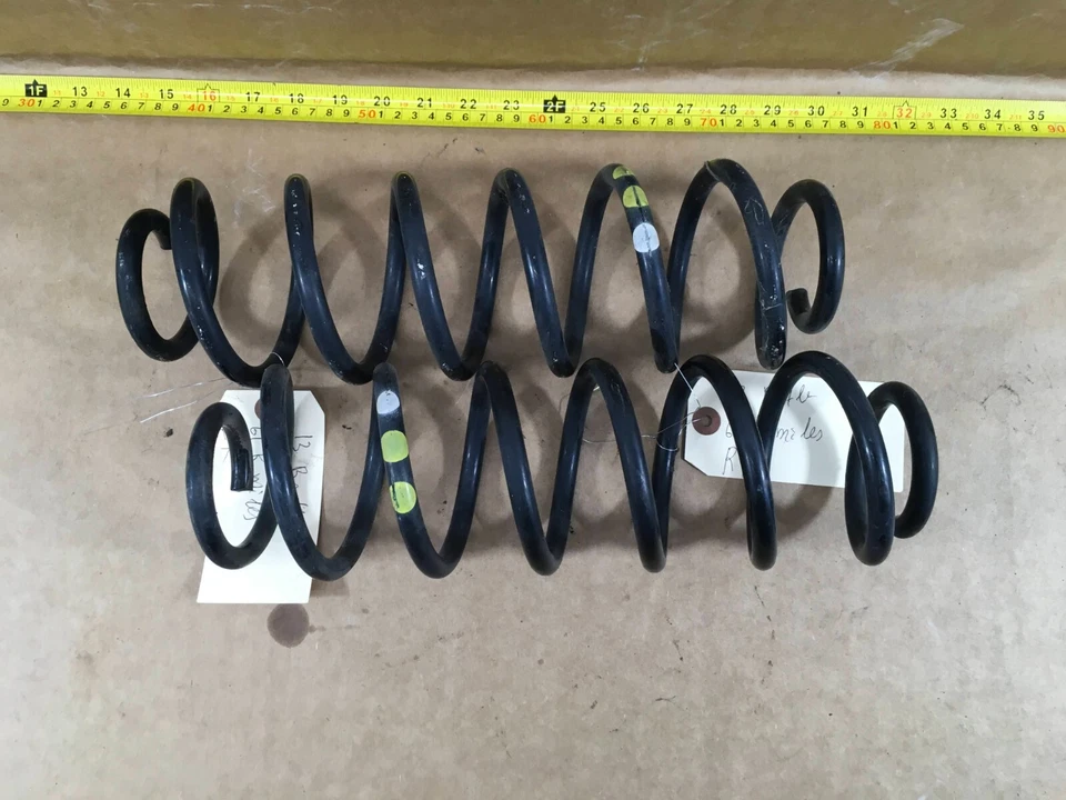 2013 VOLKSWAGEN BEETLE REAR LEFT LH & RIGHT RH COIL SPRING SET PAIR OEM . - Image 4 of 4