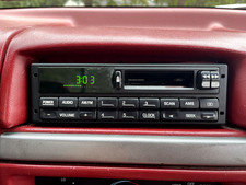 1992 1993 1994 1995 1996 Ford Truck Bronco Ranger Cassette Radio F250 F 350 F150 1992 1993 1994 1995 1996 Ford Truck Bronco Ranger Cassette Radio F250 F 350 F150