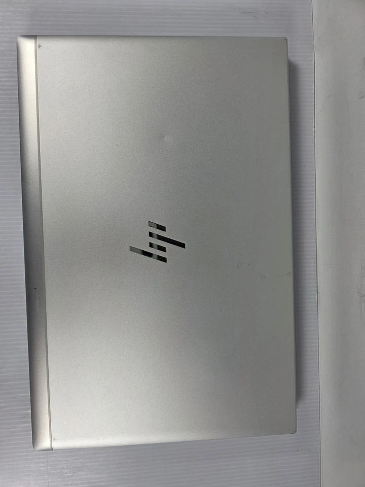 HP EliteBook 840 G8 14" 16GB RAM 256GB Core i7-1165G7 2.8GHz Windows 11 Plateado Foto 4 de 4