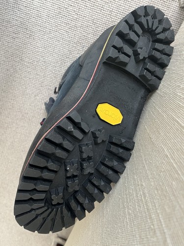 Meindl Mountaineering Boot Size 5 - Picture 3 of 11