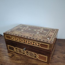 Damascene Mosaic Jewelry Box with Lock Domascus, Mother of pearl inlay. 