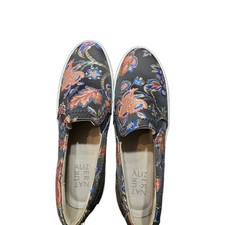 NWB Naturalizer Marianne Women's Black Floral Brocade Slip On Sneakers Sze 7.5 M