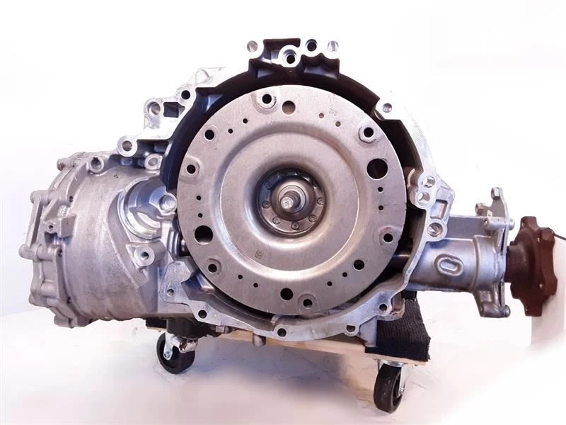 16-17 AUDI S8 Automatic Transmission 4.0L RHV - Image 2 of 4