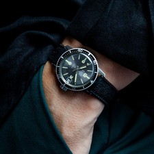 AVIA MARINO "Big Crown" With box and tropic style NOS strap - anni '70